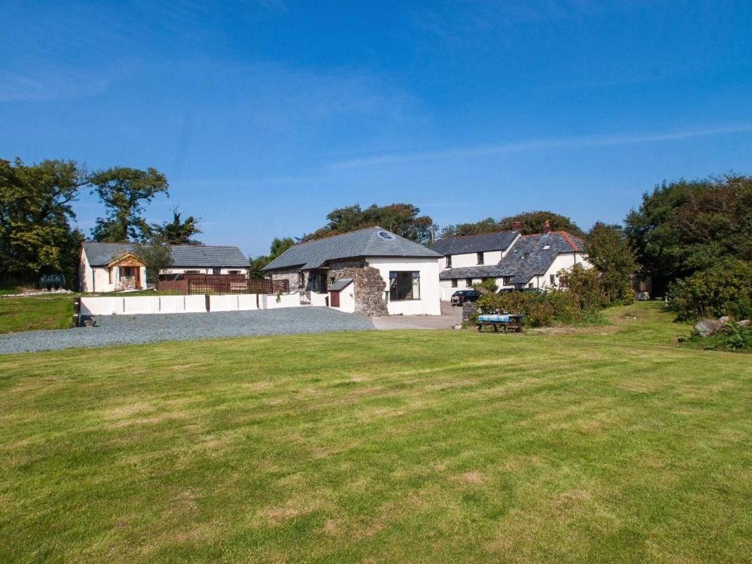 Billy'S Barn Villa Bradworthy Exterior photo